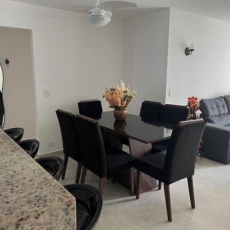 גוארויה Beleza De Apartamento 300 Metros Da Praia מראה חיצוני תמונה