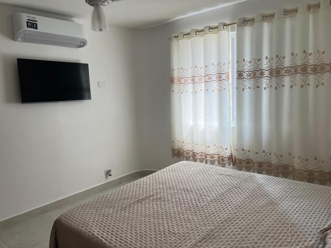 גוארויה Beleza De Apartamento 300 Metros Da Praia מראה חיצוני תמונה