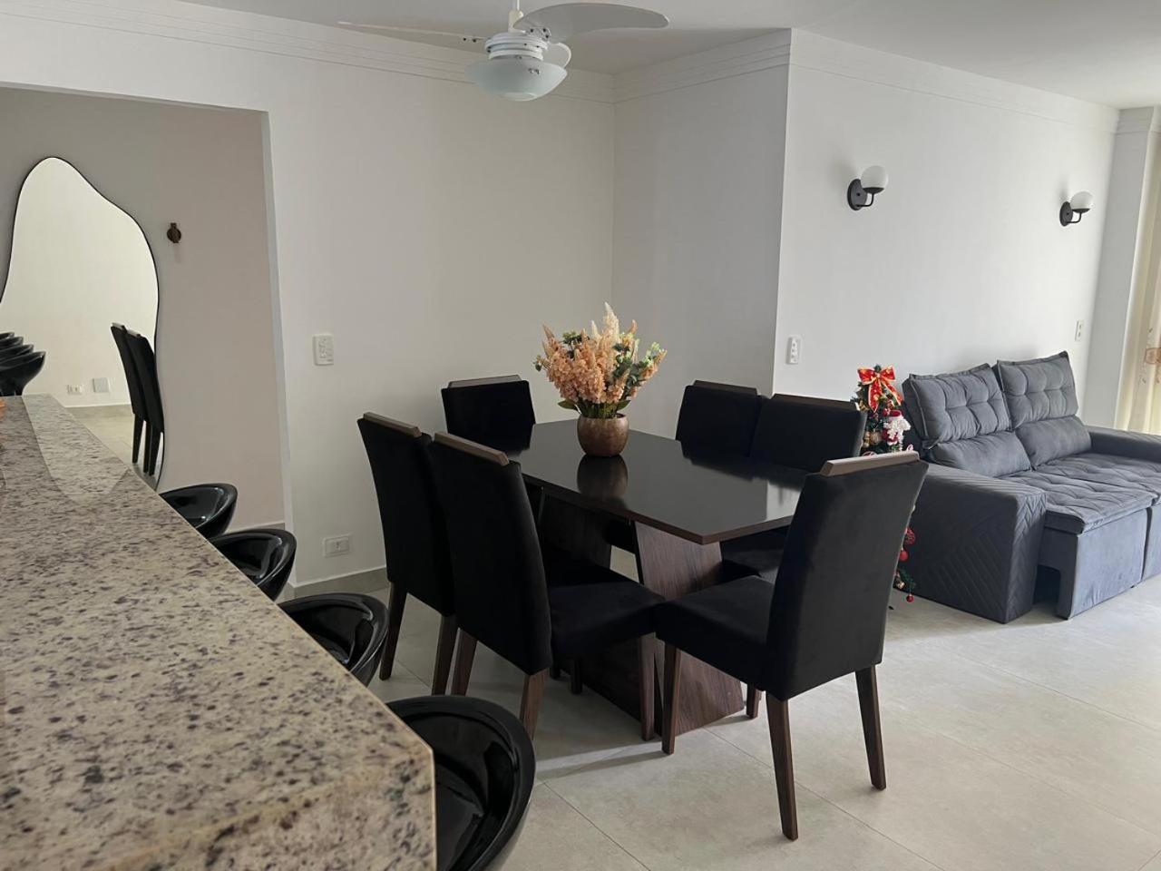 גוארויה Beleza De Apartamento 300 Metros Da Praia מראה חיצוני תמונה