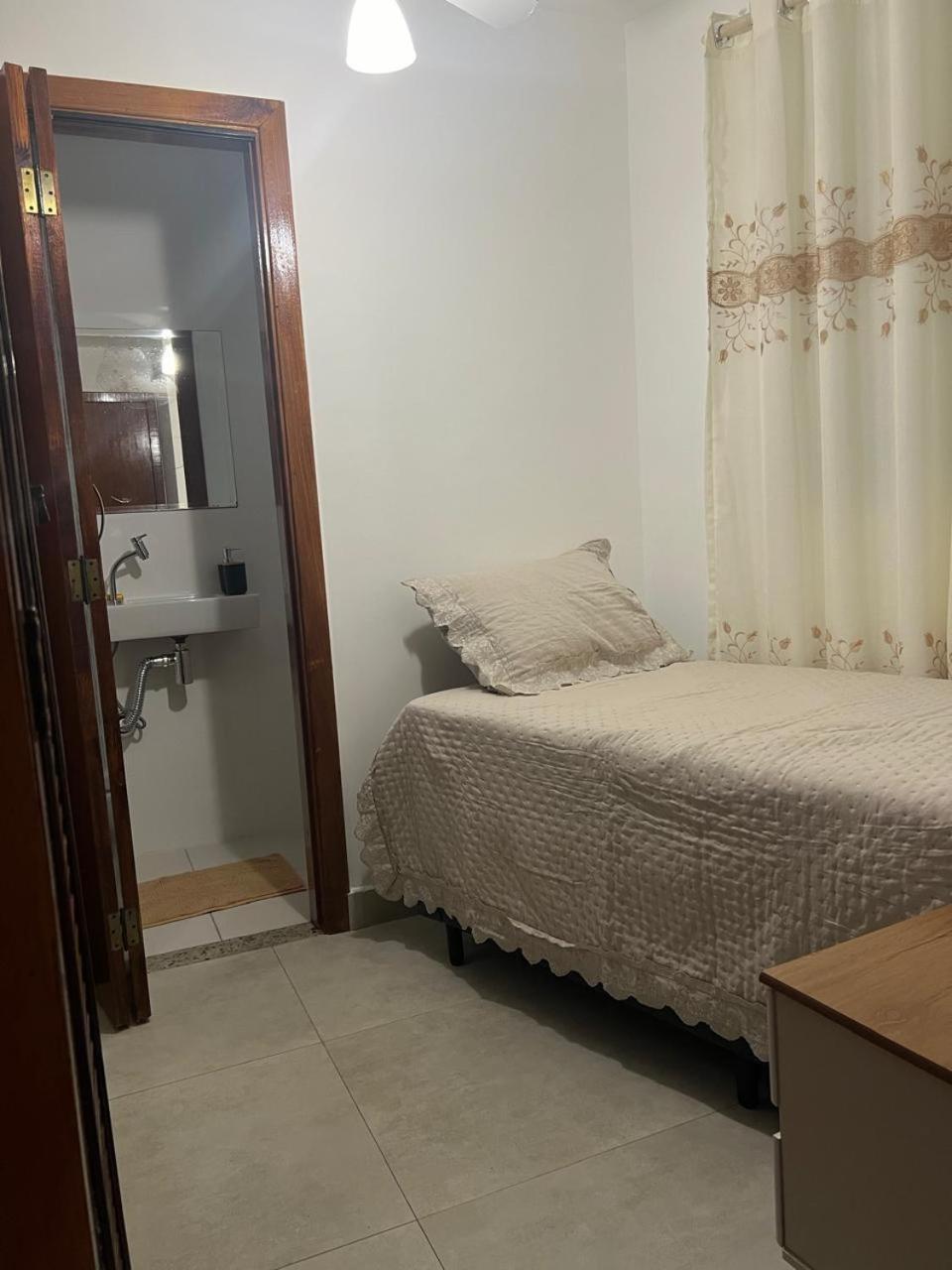 גוארויה Beleza De Apartamento 300 Metros Da Praia מראה חיצוני תמונה